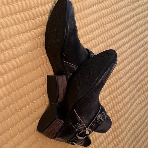 Women’s Chinese Laundry - Austin western bootie sz 9 - black/brown (distressed) - Picture 5 of 5